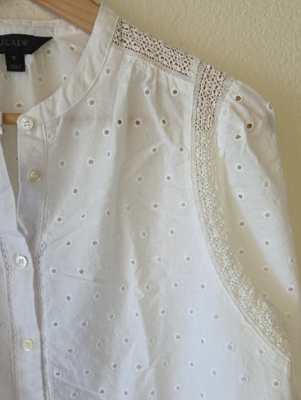 J. Crew White Eyelet Lace Trim Button Front Blouse 100% Cotton Sz 12 - Picture 4 of 13